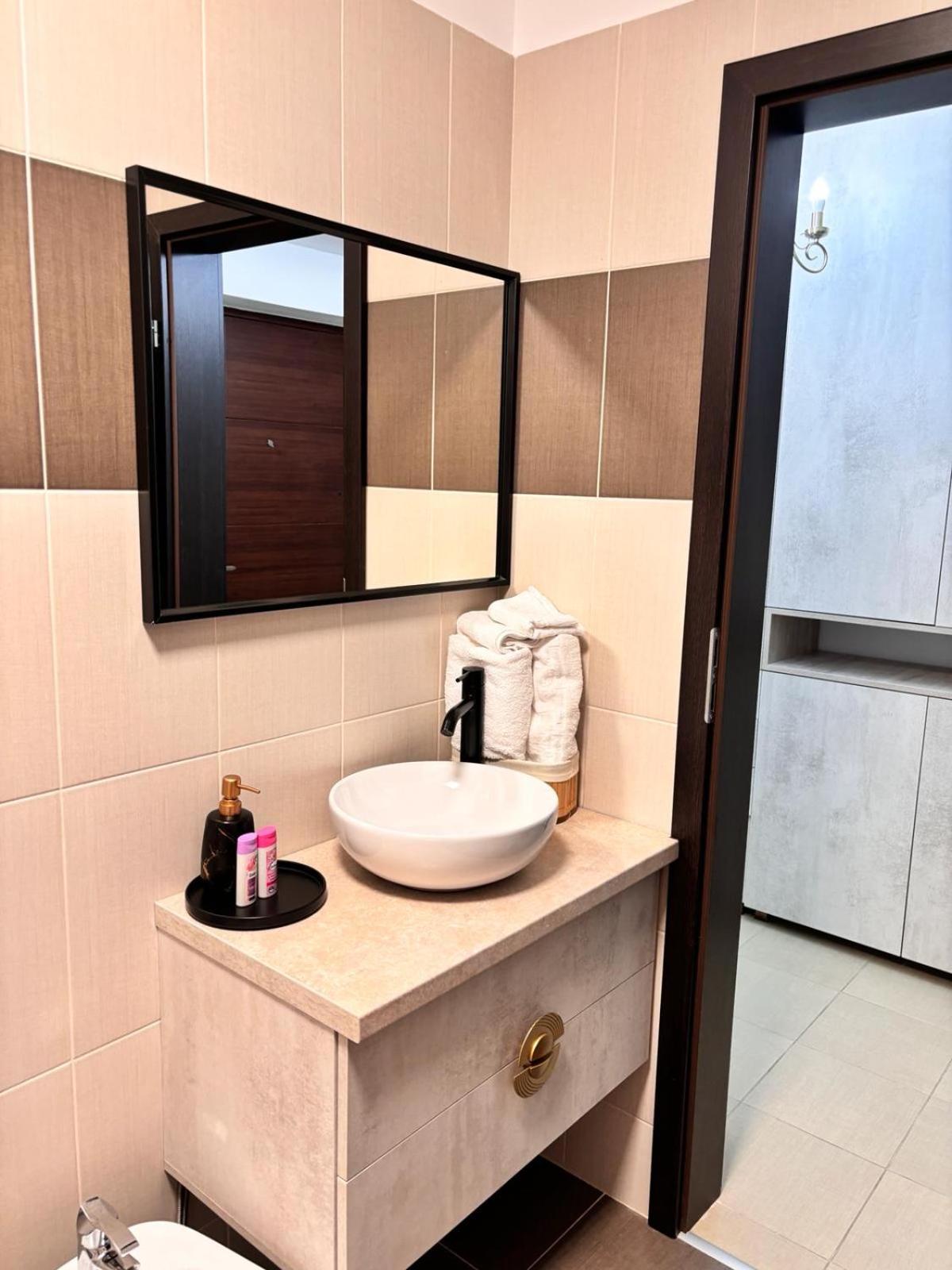 Premium Studio Mv Sibiu Luaran gambar